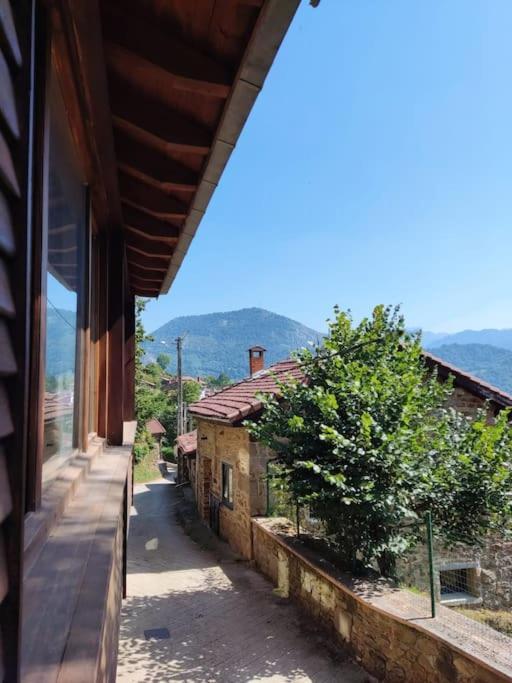 L'aldeaperdida Holiday home *