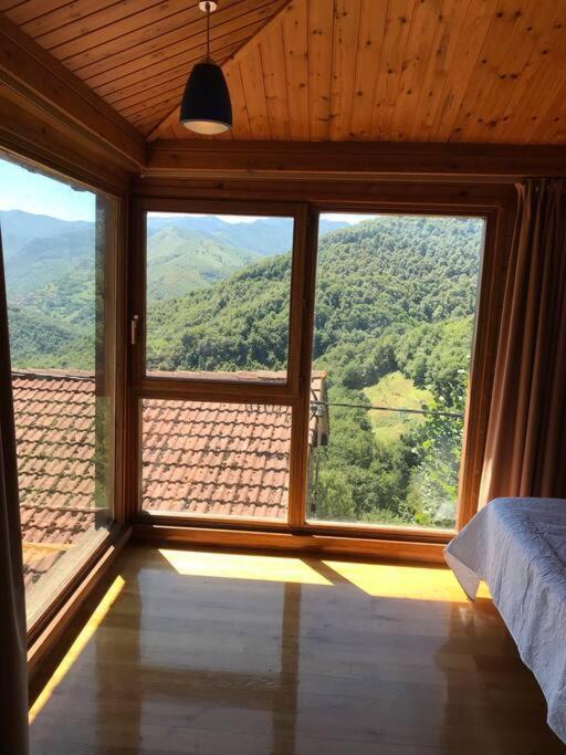 Holiday home L'aldeaperdida
